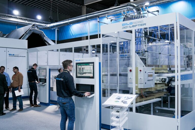 Skuteczna prezentacja oferty na targach branżowych – jak przygotować się od A do Z